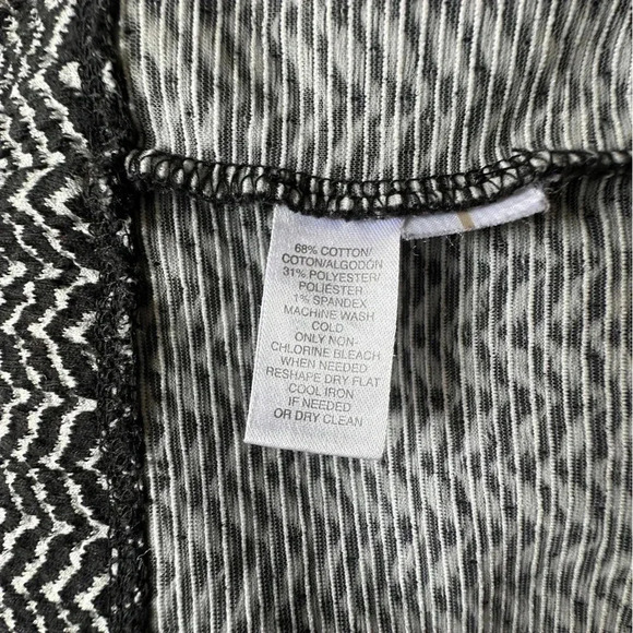 LOFT | NWOT | SLEEVELESS BLACK AND WHITE HERRINGBONE DRESS | SIZE: SMALL PETITE - Picture 8 of 10